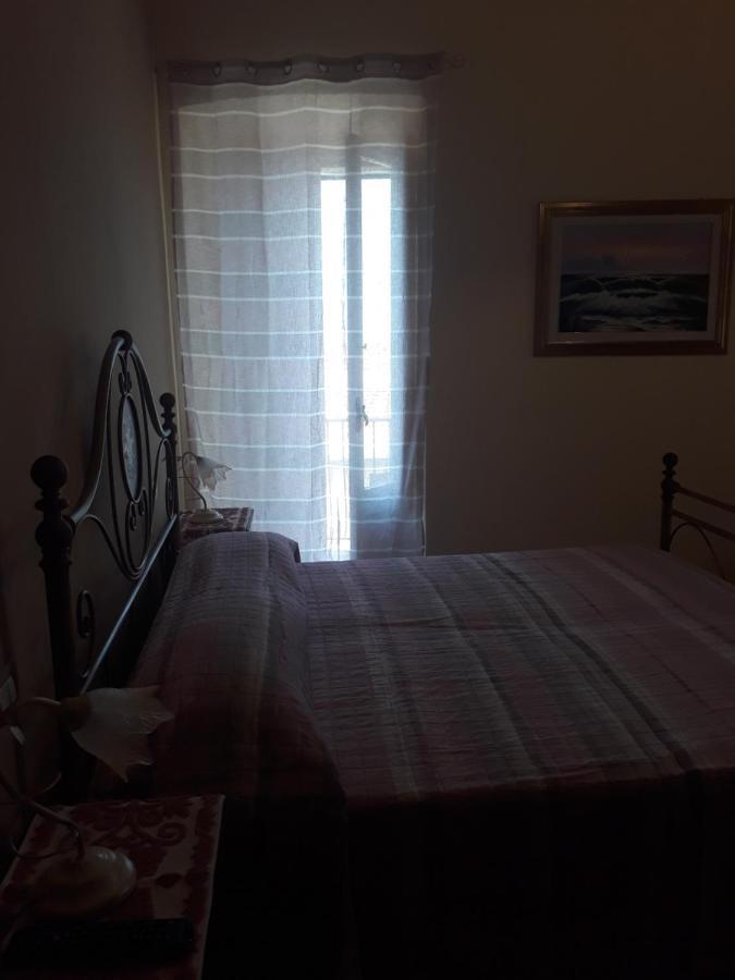 L'Antico Faro Bed & Breakfast Castelsardo Exterior photo