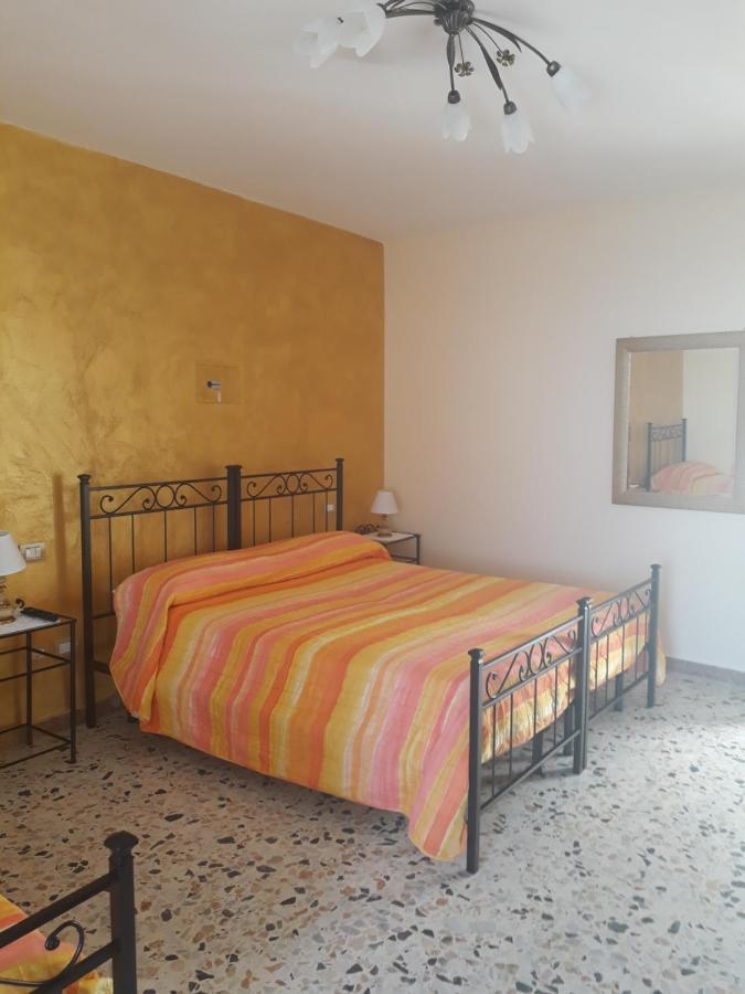 L'Antico Faro Bed & Breakfast Castelsardo Exterior photo
