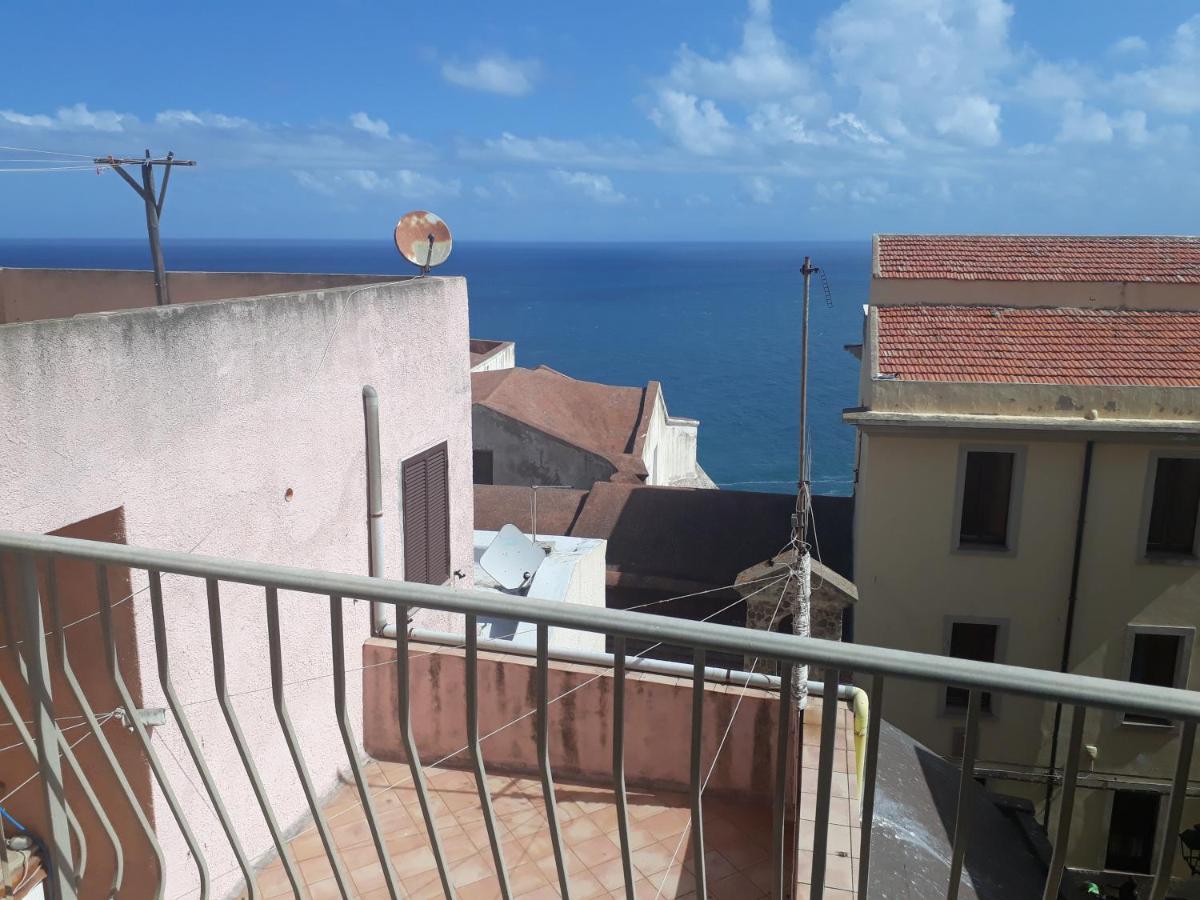 L'Antico Faro Bed & Breakfast Castelsardo Exterior photo
