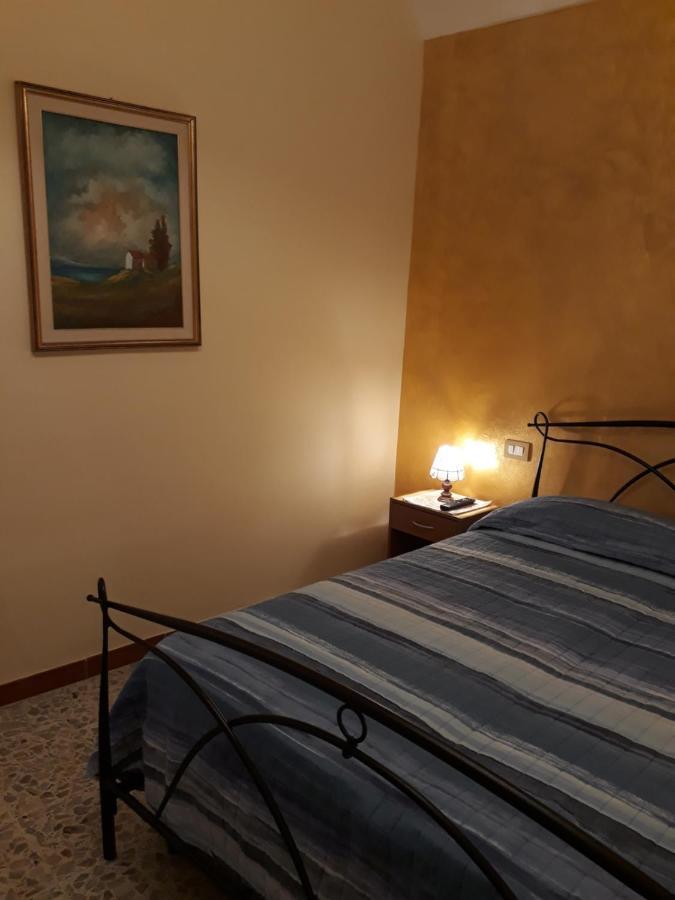L'Antico Faro Bed & Breakfast Castelsardo Exterior photo