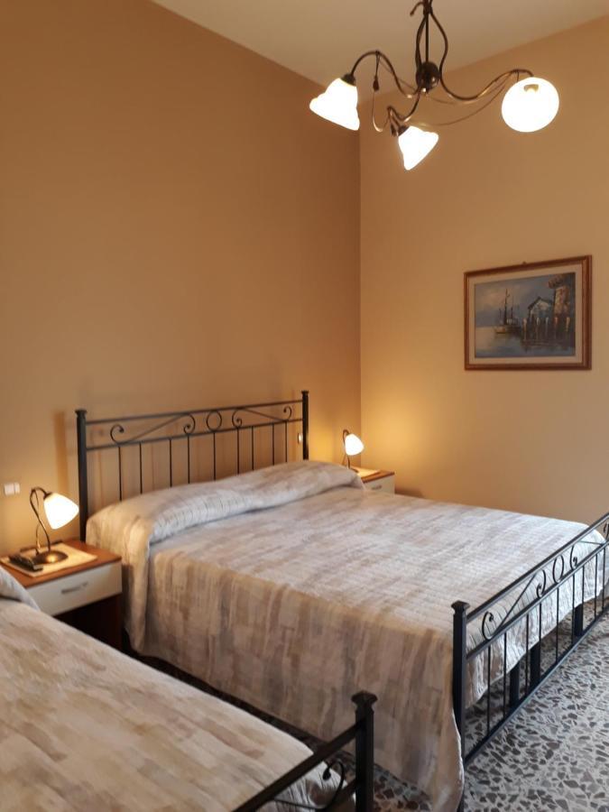 L'Antico Faro Bed & Breakfast Castelsardo Exterior photo