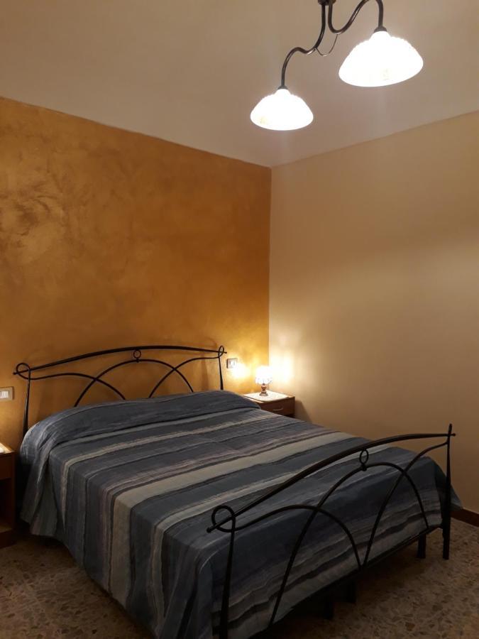 L'Antico Faro Bed & Breakfast Castelsardo Exterior photo
