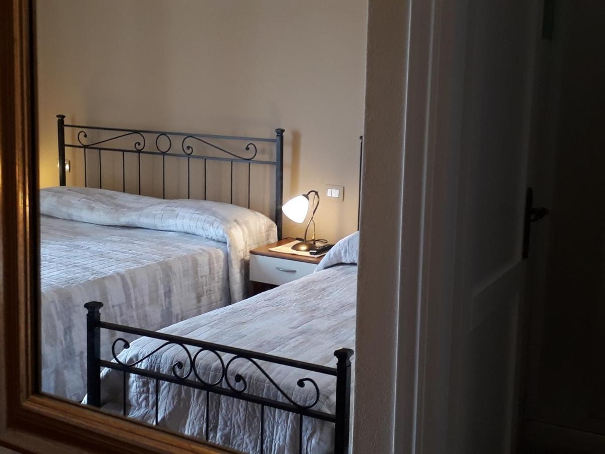 L'Antico Faro Bed & Breakfast Castelsardo Exterior photo